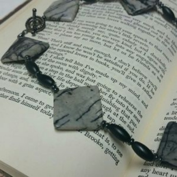 Vintage | Jasper Geometric Necklace - Picture 6 of 7